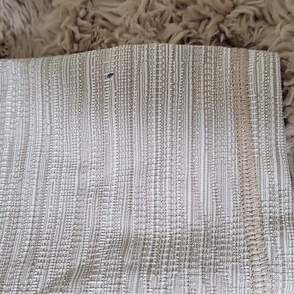 Athleta Textured Tan and Cream Leggings Sz Medium - Picture 4 of 7